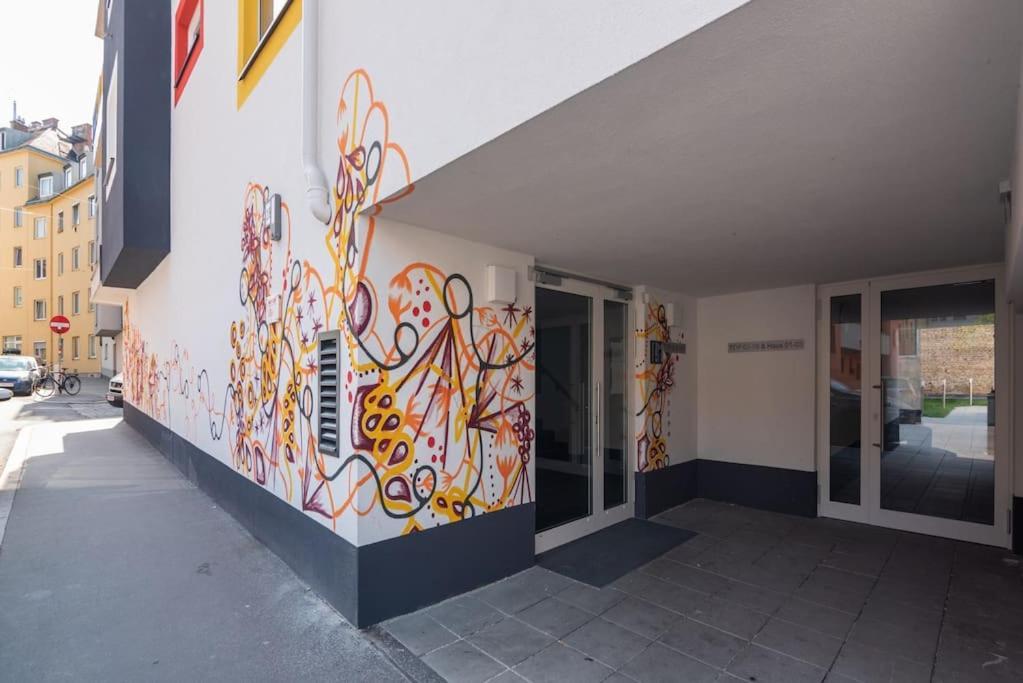 Appartamento Neu Und Hell In Zentraler Ruhelage Mit Parkplatz Vienna Esterno foto