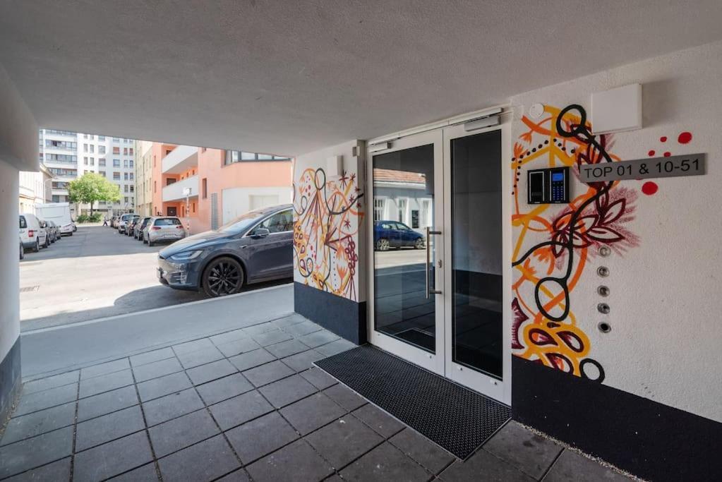 Appartamento Neu Und Hell In Zentraler Ruhelage Mit Parkplatz Vienna Esterno foto